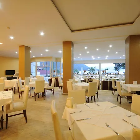 Mar-bas Hotel 3*
