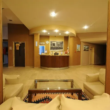 Mar-bas Hotel